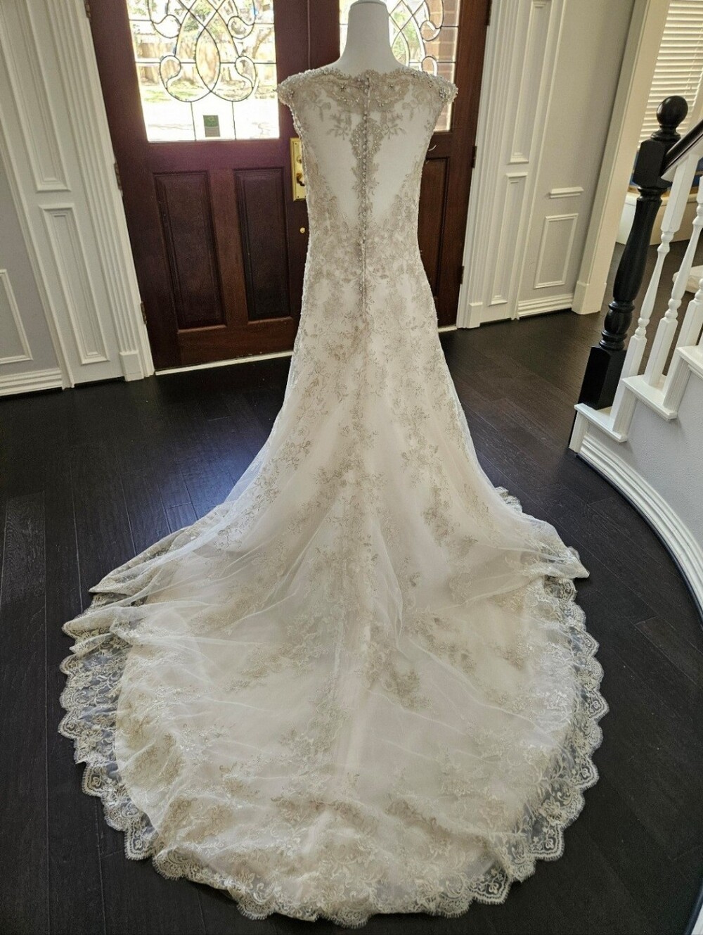 Maggie Sottero Ivory Lace A-Line Wedding Dress - Picture 7 of 11